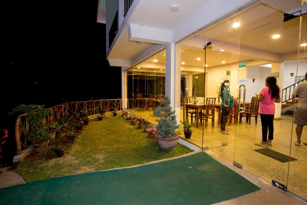 The Tenth Hotel إيلا المظهر الخارجي الصورة